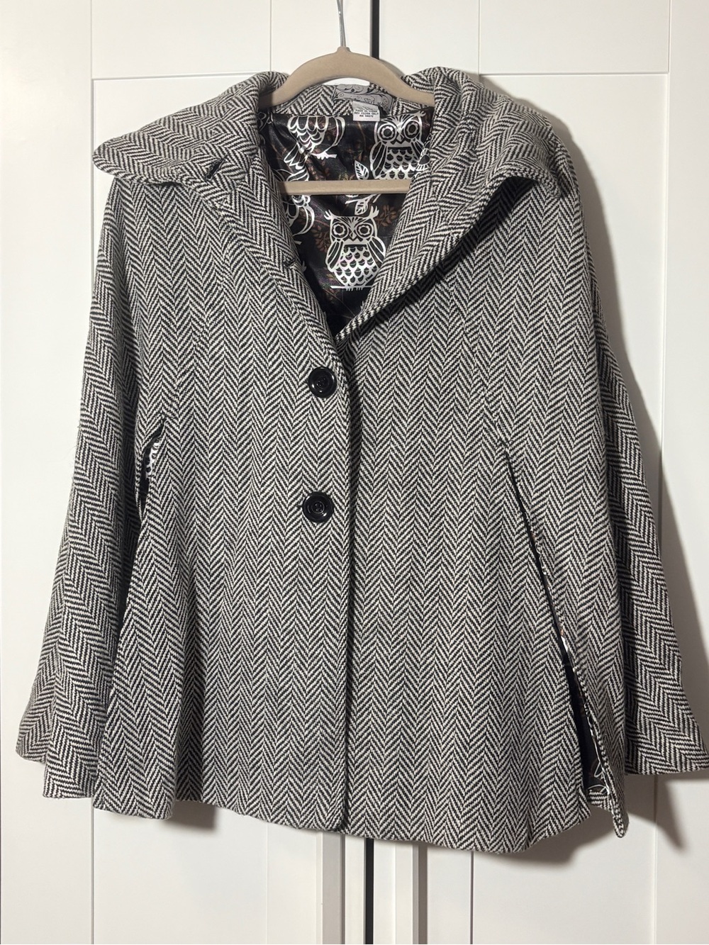 Steve Madden Black & White Herringbone Hooded Pea Coat Cap